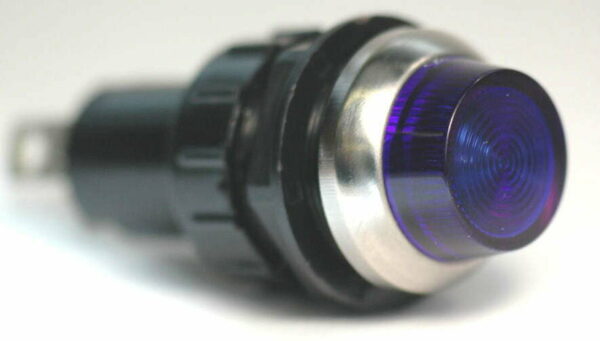 K-FOUR SWITCHES Part Number:  17-433-24V :  24V LARGE INDICATOR 3/4 in / REPLACEABLE LAMP / CHROME BEZEL / BLUE