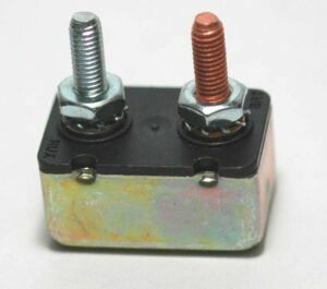 K-FOUR SWITCHES Part Number:  19-123 :  CIRCUIT BREAKER / 12V / WITH OUT MOUNT TAB / 30AMP FOR SNAP-IN MOUNTING